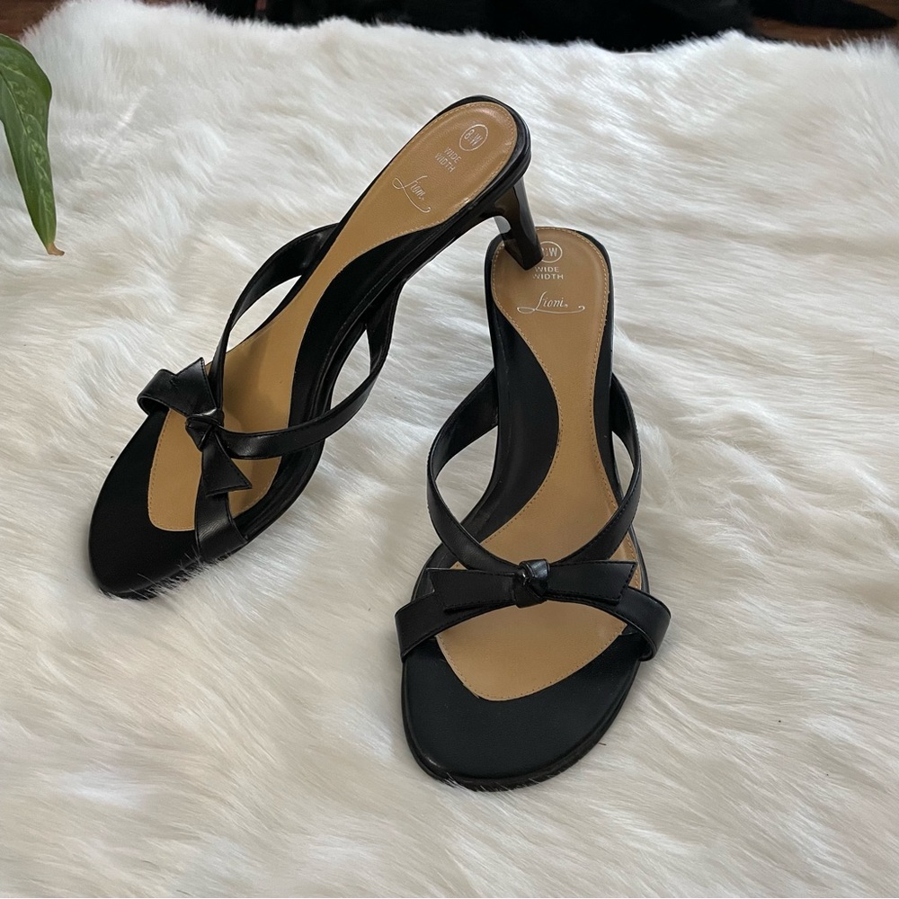 Fiona elegant “kitten” sandals